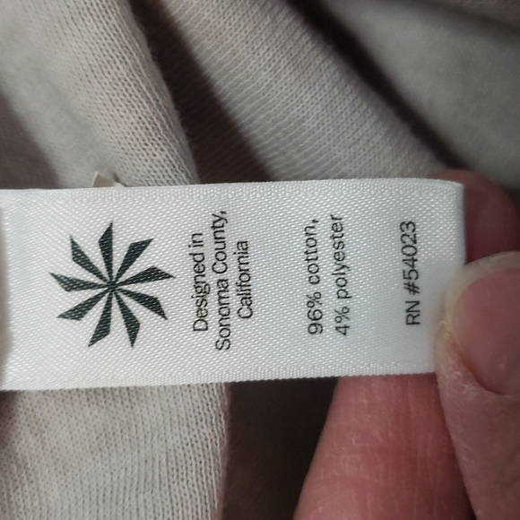 Athleta Oversized Boxy Weathered Cuffed Sleeve - Picture 6 of 8